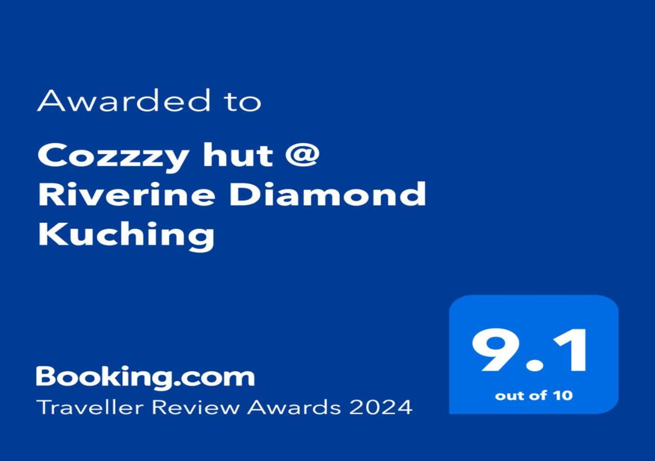 Cozzzy Hut @ Riverine Diamond Кучинг Экстерьер фото